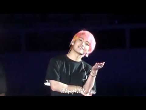 180825 BTS LOVE YOURSELF World Tour in Seoul - Kim Taehyung V Blowing Kisses