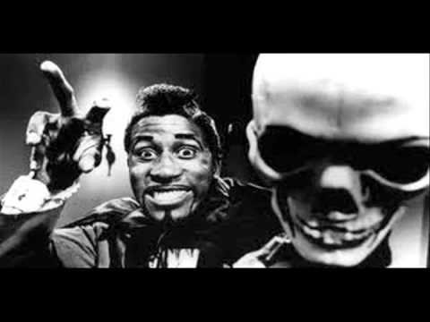 Screamin' Jay Hawkins live with Johnny Otis on Being Locked in Coffin!