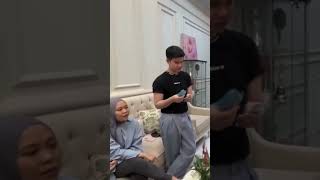 Download lagu FAUL GETS A LOT OF TIPS FROM HIS SELFIE MOTHER #selfiyamma #faulgayo #shorts mp3