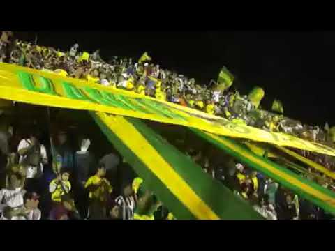 "La hinchada de defensa y justicia Partido contra banfield" Barra: La Banda de Varela &bull; Club: Defensa y Justicia