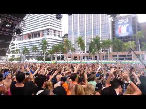 Flosstradamus @ ULTRA / Nick Thayer and OWSLA CREW