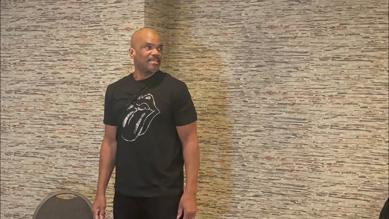 Interviewing DMC from RUN DMC check all knowledge   jewels iconic legend #music #entertainment