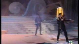 LOQUILLO Y TROGLODITAS - Hombres (1991)