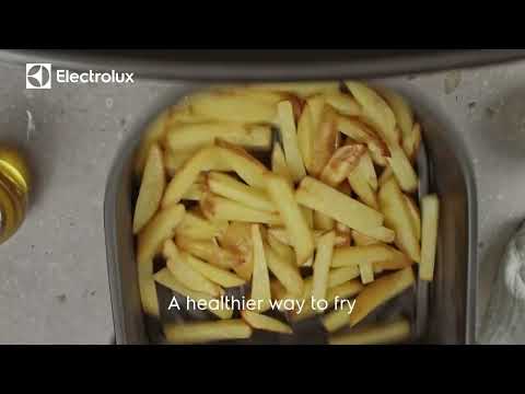 New! 6.9L UltimateTaste 700 air fryer with steam function