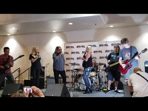 Tresenia Sings Home Sweet Home