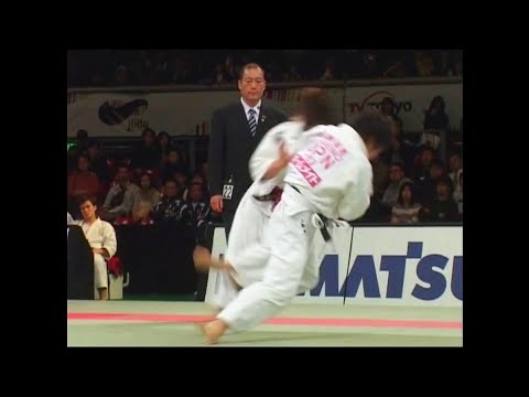 Yoshie Ueno had a wicked drop O Soto Gari #shorts