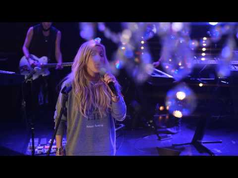 Ellie Goulding - Goodness Gracious (Live from Interscope Introducing)
