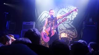 MxPx&#39;s Mike Herrera Acoustic - Stay on Your Feet - Live @ The Troubadour in Hollywood