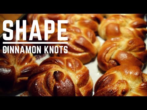 download lagu mp3 mp4 Cinnamon Roll Knots, download lagu Cinnamon Roll Knots gratis, unduh video klip Cinnamon Roll Knots