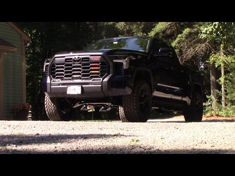2022 Toyota Tundra installation of the 3.5" Lift kit by Rough Country
