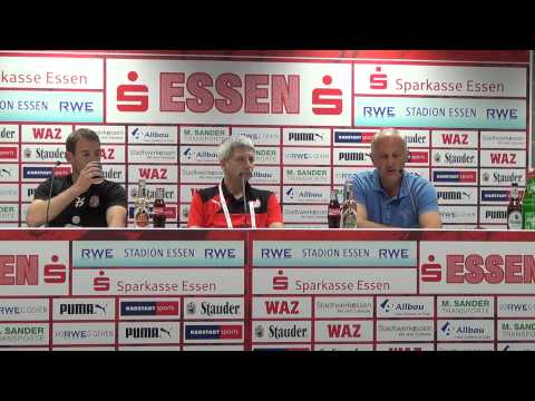 Pressekonferenz nach dem Spiel Rot-Weiss Essen - SC Wiedenbrück