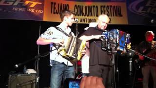Dwayne Verheyden, Beni Medina, Jaunito Castillo Conjunto Festival San Antonio 2012