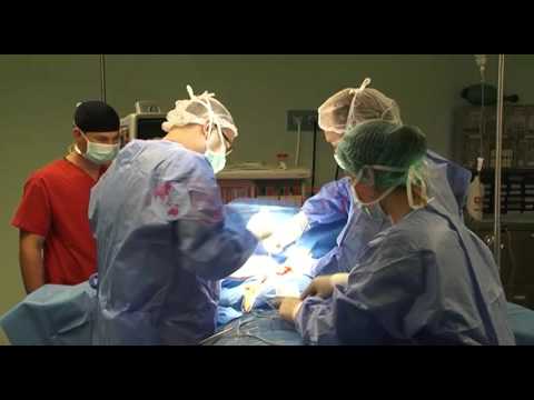 Spitali Amerikan shënon një tjetër sukses në shpëtimin e jetëve njërëzore- Ora News- Lajmi i fundit-