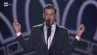 Italia - Francesco Gabbani con &quot;Occidentali&#39;s Karma&quot; - Eurovision Song Contest 13/05/2017