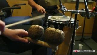 Una altre actuació de Pascal Comelade al Matí.