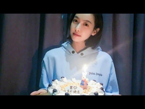 f(x)'s Victoria celebrates her 31st birthday!