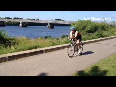 (Video) Blake of Hudson, N.H. cruises down Merrimack River along Pawtucket Blvd in Lowell