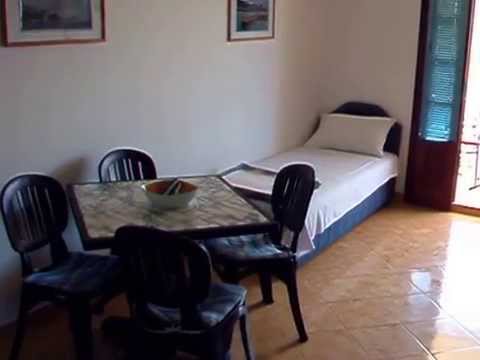 Djakonović apartmanok, Magán szállás a községben Petrovac, Montenegr&oacute; - Video