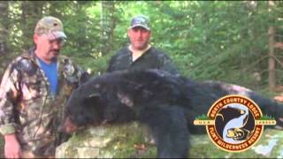 preview picture of video 'North Country Lodge Black Bear Hunt Guest-2014 #2'
