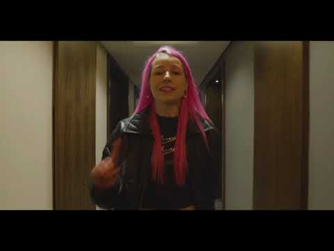 Young Leosia - Szklanki ale to TOKYO DRIFT