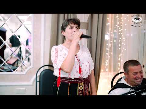 Slobozenii si Vadasii la o petrecere frumoasa cu formatia "Hora Prutului"