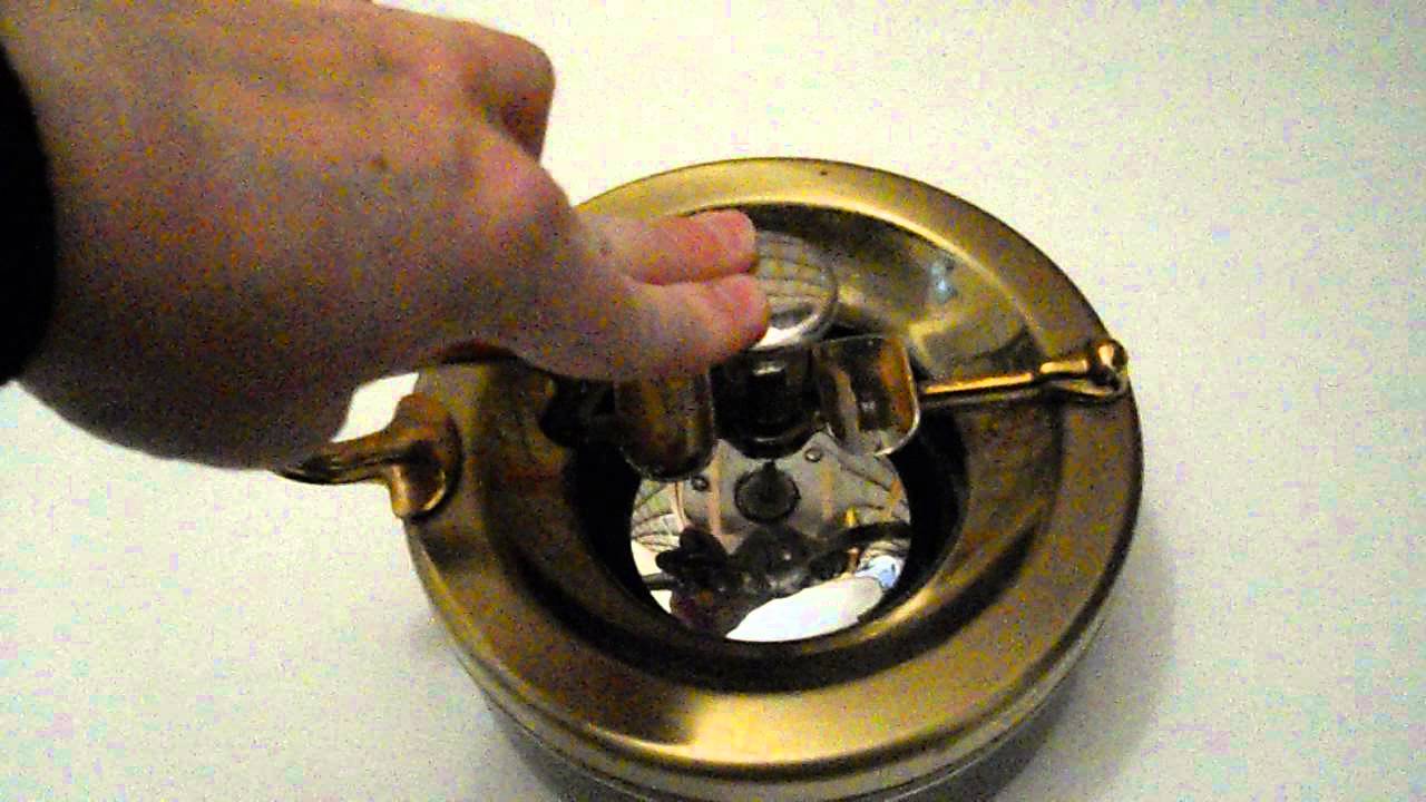 VINTAGE MID CENTURY BRASS ASHTRAY---SELLING ON EBAY