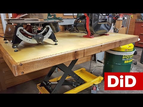 689. Masywny stół roboczy o regulowanej wysokości