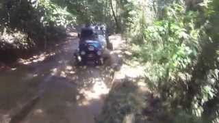 preview picture of video 'Jeep - Trilha do Pinheirinho Abr 2014'