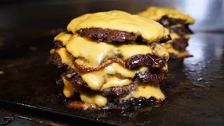 주말에 1000개씩 팔린다는? 미국 뉴욕 스타일 직화그릴 치즈버거 / New York Style Grilled Cheeseburger / korean street food