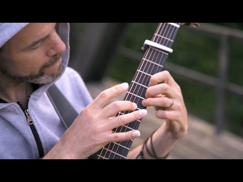 Loschinsky - Lumière [11 fingerstyle guitar techniques in 1 song]