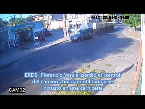 ERDS- Fcio Varela:  perdió el control del camión chocó un utilitario y se incrustó en una carnicería