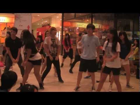 121102 KPOP Dance Off Vol 30: Sistar - Loving U