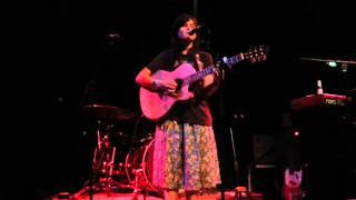 Soko - Why don't you eat me now you can - live Munich 2012-10-05