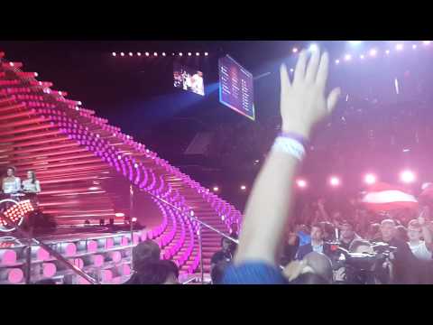 The moment that Israel have qualified for the grand final of Eurovision 2015 [HD]