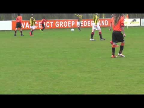 11 april 2015 SCH D1 - VV De Meern D3 com 4-1 Sem Koekoek