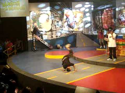 MANOS E MINAS OKCREW REPRESENTA INTERIOR PAULISTA B.BOY RENATO