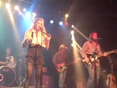 Emily West - Channeling Linda Ronstadt