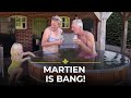 Lekker met z'n allen in de JACUZZI! | Chateau Meiland