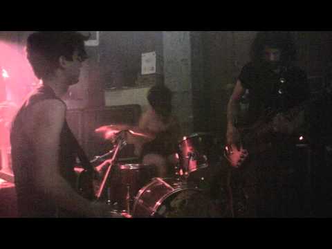 Holy Cobras - Up In Your Room - live at Ottawa Explosion