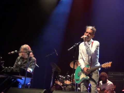 Max de Castro e Marcos Valle - O Nêgo do Cabelo Bom