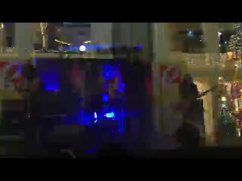 Art of Blue, Headbang and a little Bass Solo - Ezzy Rock