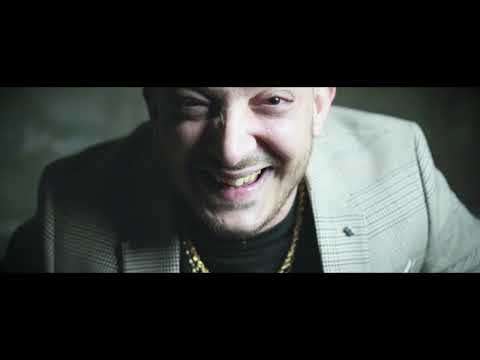 A Duras Penas ft Karne Cruda - Servir y vasilar