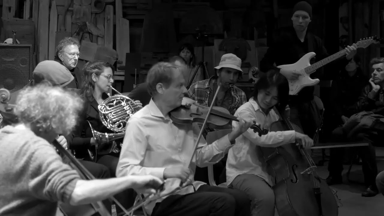 Berlin Improvisers Orchestra at Kuehlspot 29.04.2023 piece N°1