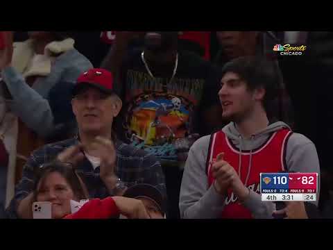 Derrick Rose receives a standing ovation and ‘MVP’ chants in Chicago 🌹