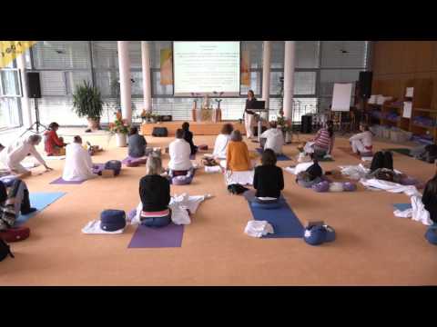 Yin Yoga bei Vatastörungen mit Shanti Wade - Ayurveda Kongress 2016