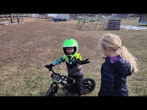 Stacyc first ride! Stacyc 12edrive first time for 2.5 year old.