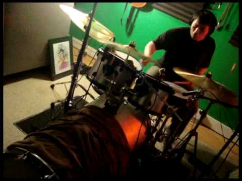 THE ALMIGHTY TERRIBLES - 2009 Project / Day One - Recording Drums