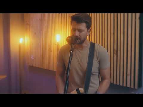 Adam Doleac - Moving Target (Performance Visualizer)