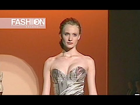 CAROLINA HERRERA Spring Summer 2010 New York - Fashion Channel