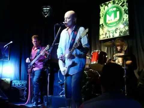 JAF ROCK TRÍO - SMOKE ON THE WATER - WHOLE LOTTA LOVE - BURN - MR. JONES - 10/12/2014.